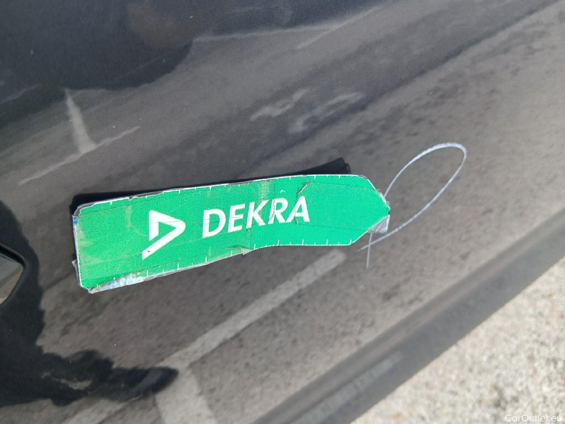  Audi  Q5 AUDI  / 2016 / 5P / todoterreno Design 35 TDI 120kW S tronic (AC) #54