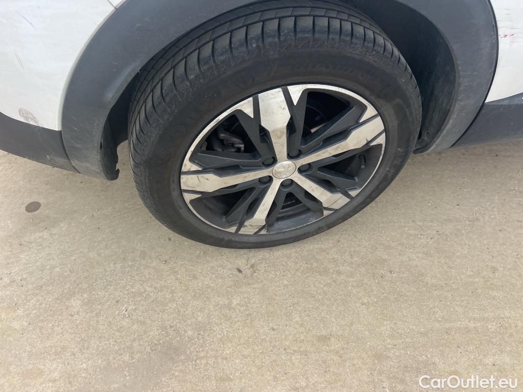  Peugeot  3008 PEUGEOT  / 2016 / 5P / todoterreno 1.5 BlueHDi 96kW (130CV) S&S Allure EAT8 #9