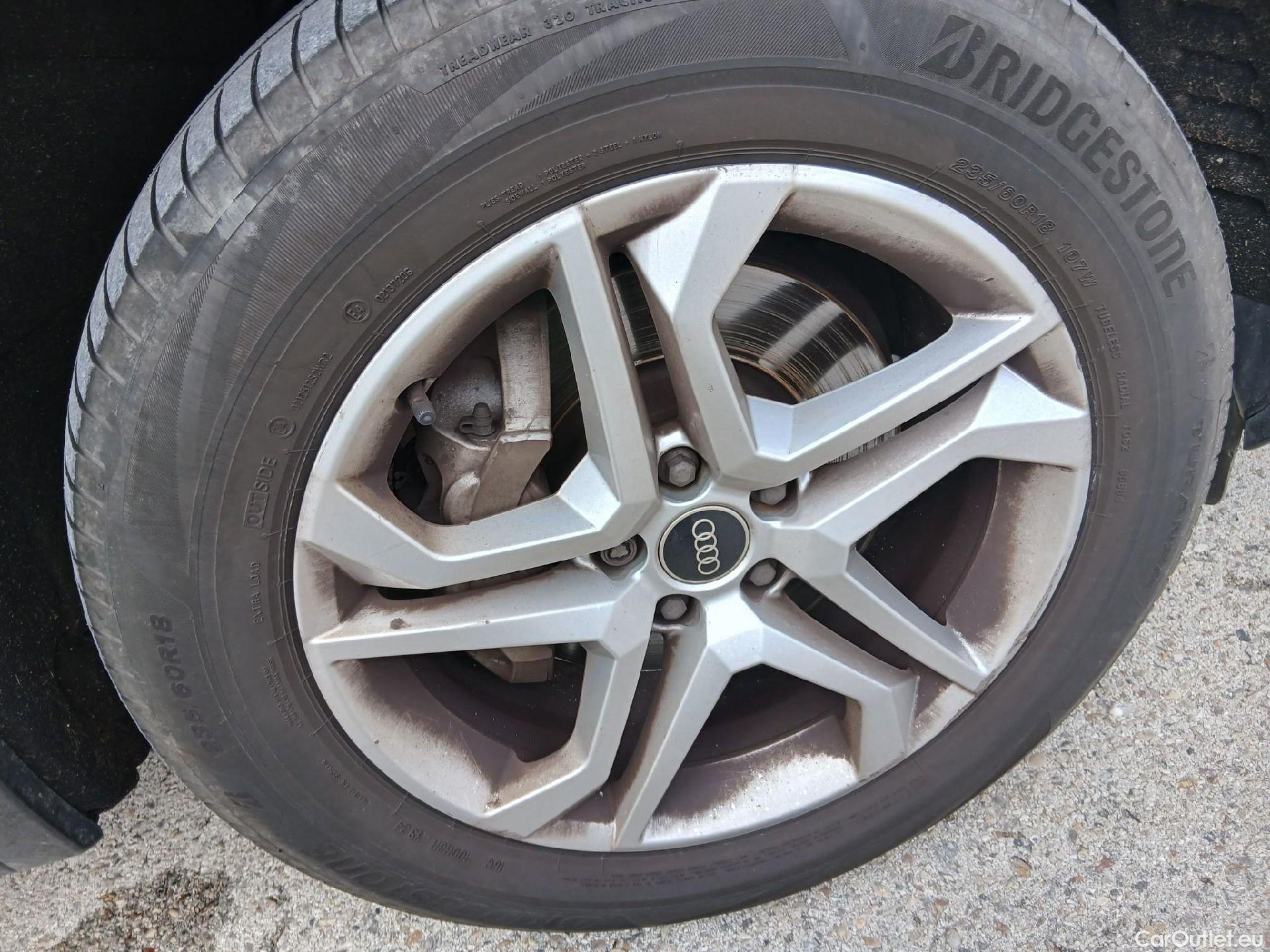  Audi  Q5 AUDI  / 2016 / 5P / todoterreno Design 35 TDI 120kW S tronic (AC) #57