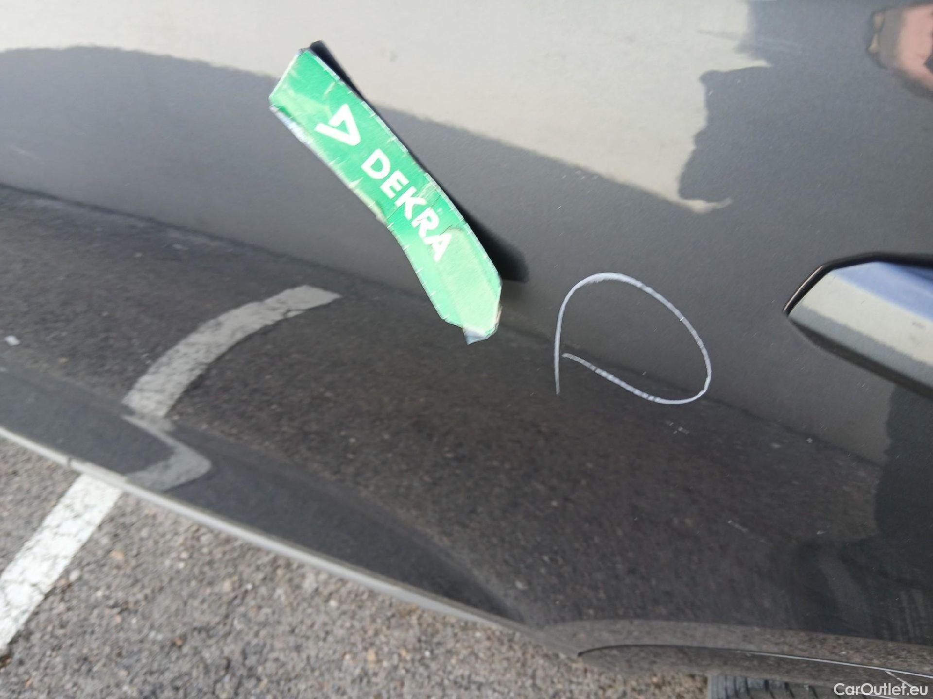  Audi  Q5 AUDI  / 2016 / 5P / todoterreno Design 35 TDI 120kW S tronic (AC) #26