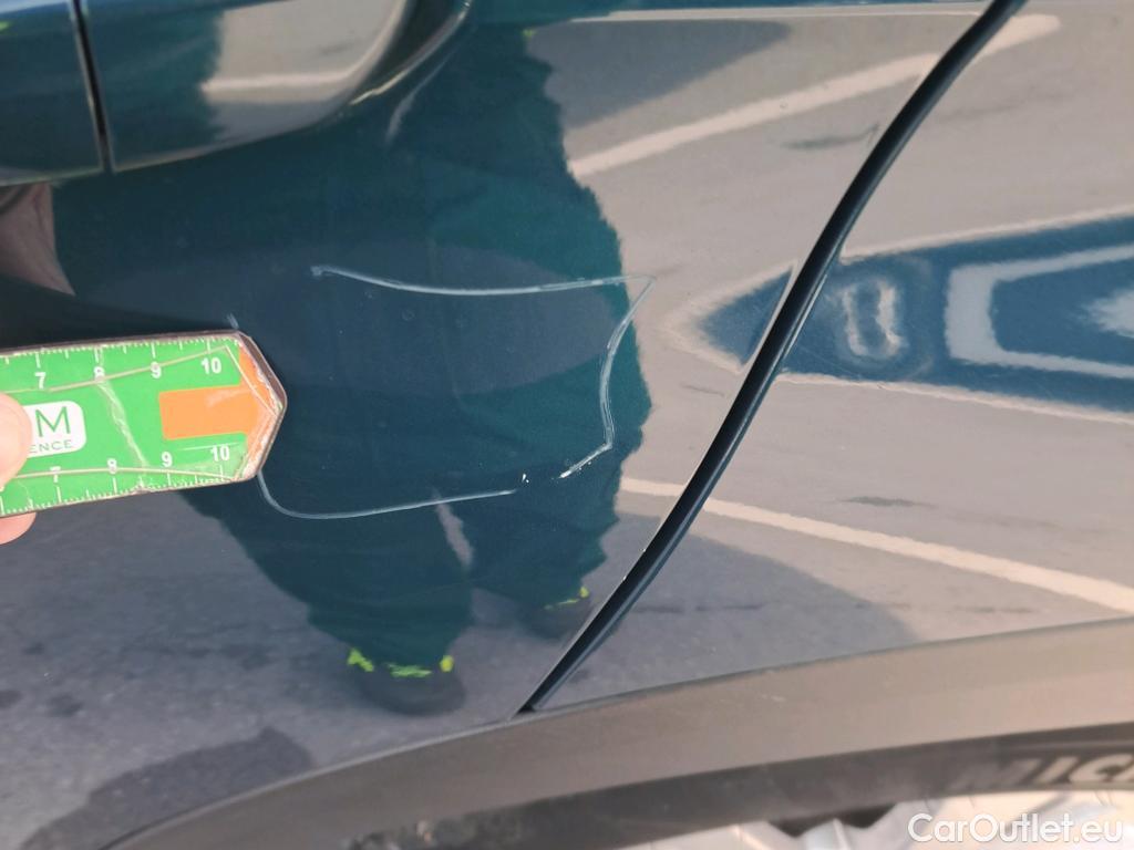  Peugeot  3008 PEUGEOT  / 2020 / 5P / todoterreno 1.5 BlueHDi 96kW (130CV) S&S Active Pack (CM) #4