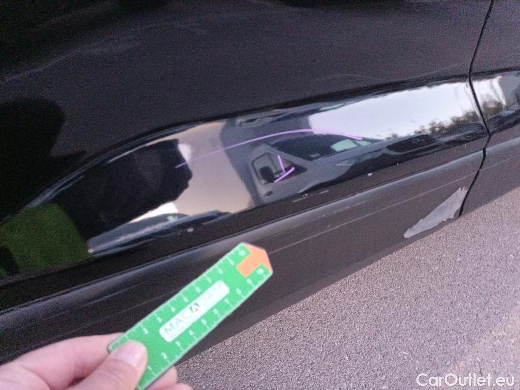  Volkswagen  T-ROC VOLKSWAGEN  / 2017 / 5P / todoterreno Advance 1.0 TSI 81kW (110CV) #13