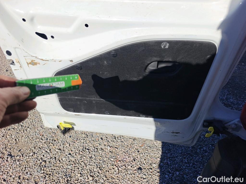  Opel  Combo OPEL  / 2018 / 3P / furgón derivado de turismo 1.6 TD S/S 74kW (100CV) Express L H1 650 #34