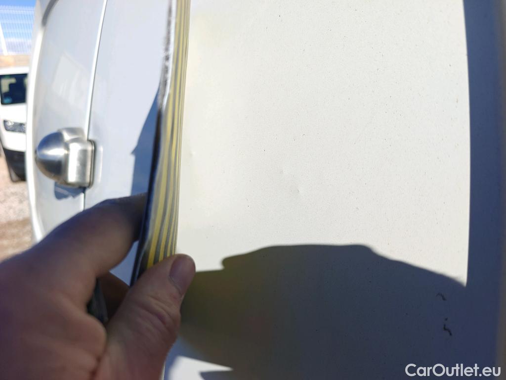  Opel  Combo OPEL  / 2018 / 3P / furgón derivado de turismo 1.6 TD S/S 74kW (100CV) Express L H1 650 #37