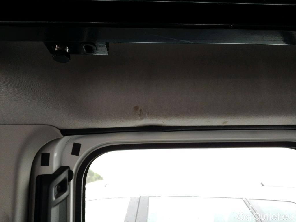  Citroen  Berlingo CITROEN  / 2018 / 5P / furgón derivado de turismo Doble Cab. Talla XL BlueHDi 100 CONTROL #7