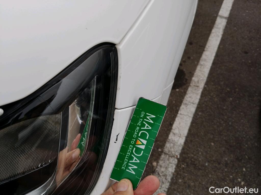  Citroen  Berlingo CITROEN  / 2018 / 5P / furgón derivado de turismo Doble Cab. Talla XL BlueHDi 100 CONTROL #26