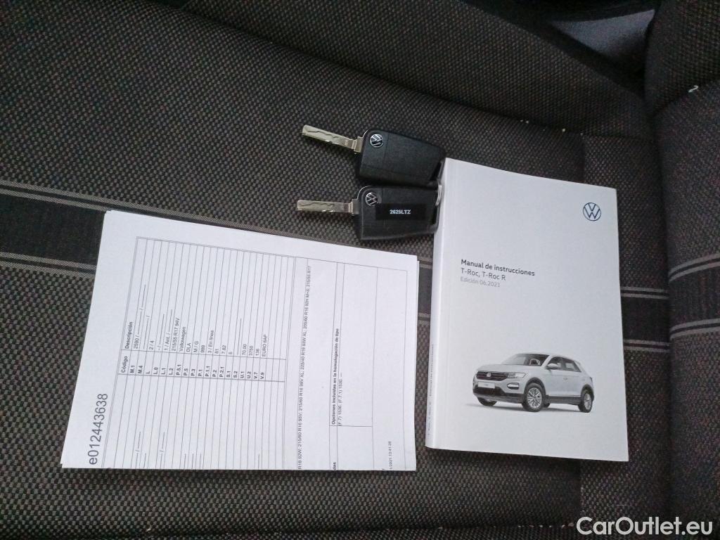  Volkswagen  T-ROC VOLKSWAGEN  / 2017 / 5P / todoterreno Advance 1.0 TSI 81kW (110CV) #18