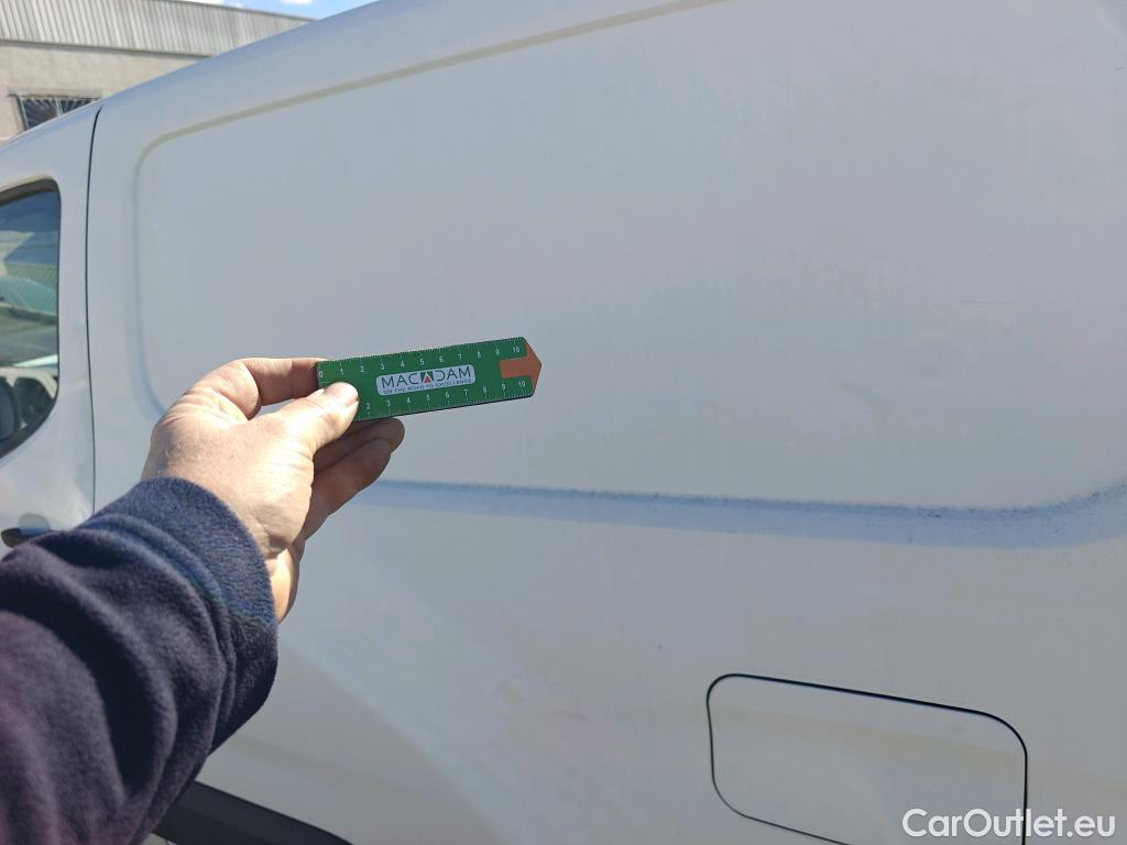  Opel  Combo OPEL  / 2018 / 3P / furgón derivado de turismo 1.6 TD S/S 74kW (100CV) Express L H1 650 #42