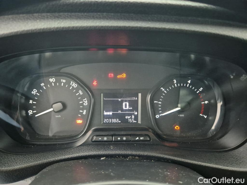  Opel  Vivaro OPEL  / 2019 / 4P / furgón 1.5 Diésel 74kW (100CV) M Std Express (CX) #16