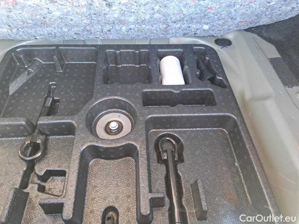  Nissan  Qashqai NISSAN  / 2021 / 5P / todoterreno DIG-T 116kW (158CV) mHEV Xtronic Acenta (AC) #9