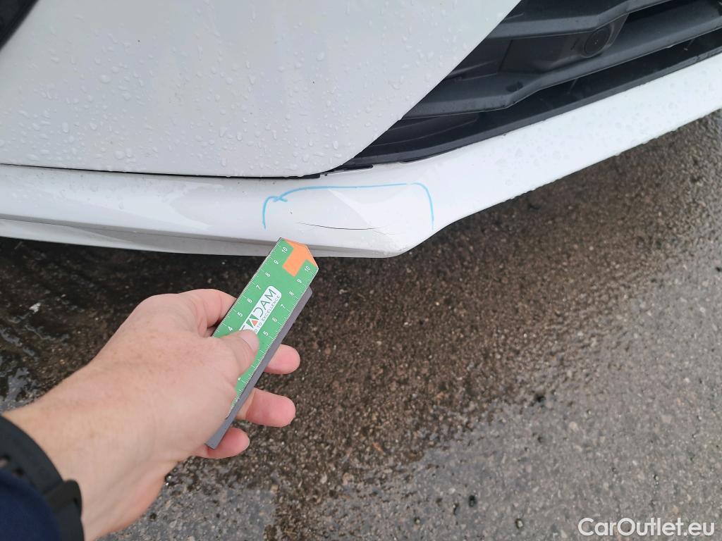  Volvo  XC60 VOLVO  / 2017 / 5P / todoterreno 2.0 B4 D AWD Momentum Pro Auto #2