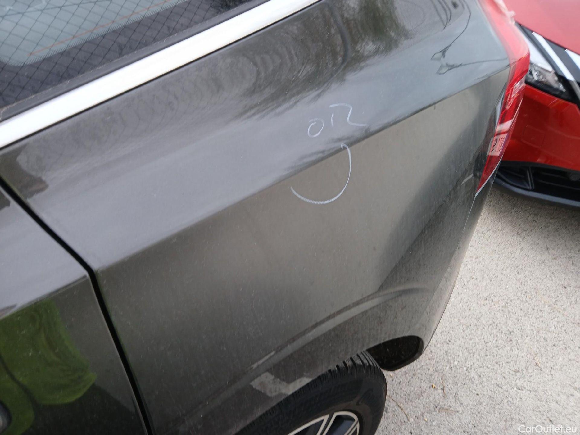  Volvo  XC60 VOLVO  / 2017 / 5P / todoterreno 2.0 B4 D4 AWD Inscription Auto #10