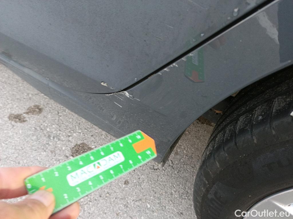  Volkswagen  Golf  VOLKSWAGEN / 2020 / 5P / berlina con portón Life 1.5 TSI 110kW (150CV) #4