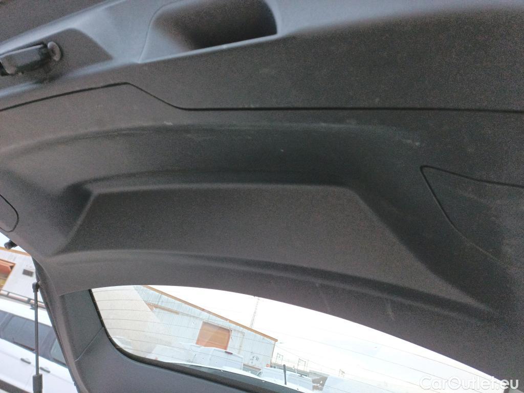  Peugeot  308 PEUGEOT  / 2017 / 5P / familiar SW Active Pack BlueHDi 130 S&S #12