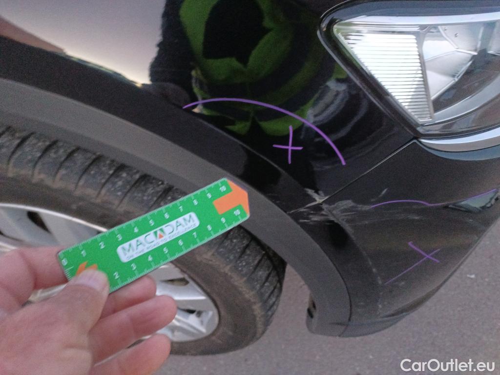  Volkswagen  T-ROC VOLKSWAGEN  / 2017 / 5P / todoterreno Advance 1.0 TSI 81kW (110CV) #23