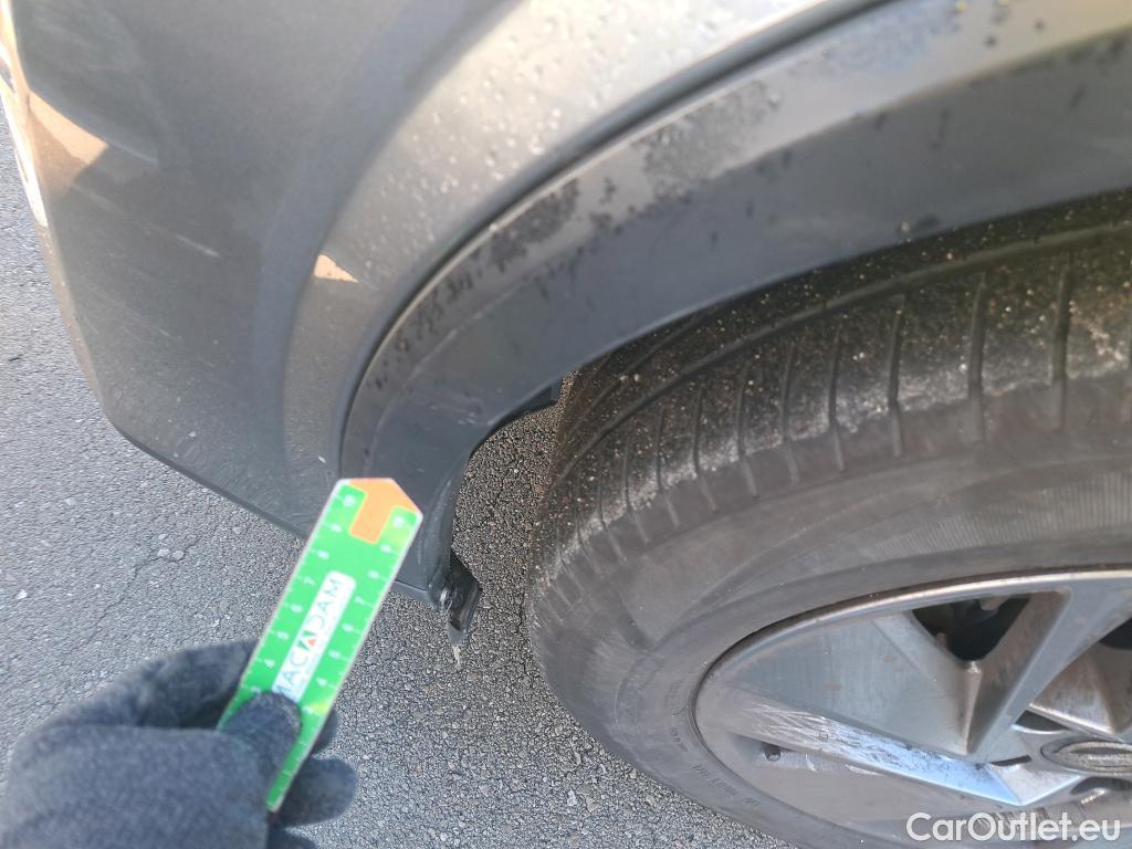  Nissan  Qashqai NISSAN  / 2021 / 5P / todoterreno DIG-T 116kW (158CV) mHEV Xtronic Acenta (AC) #35