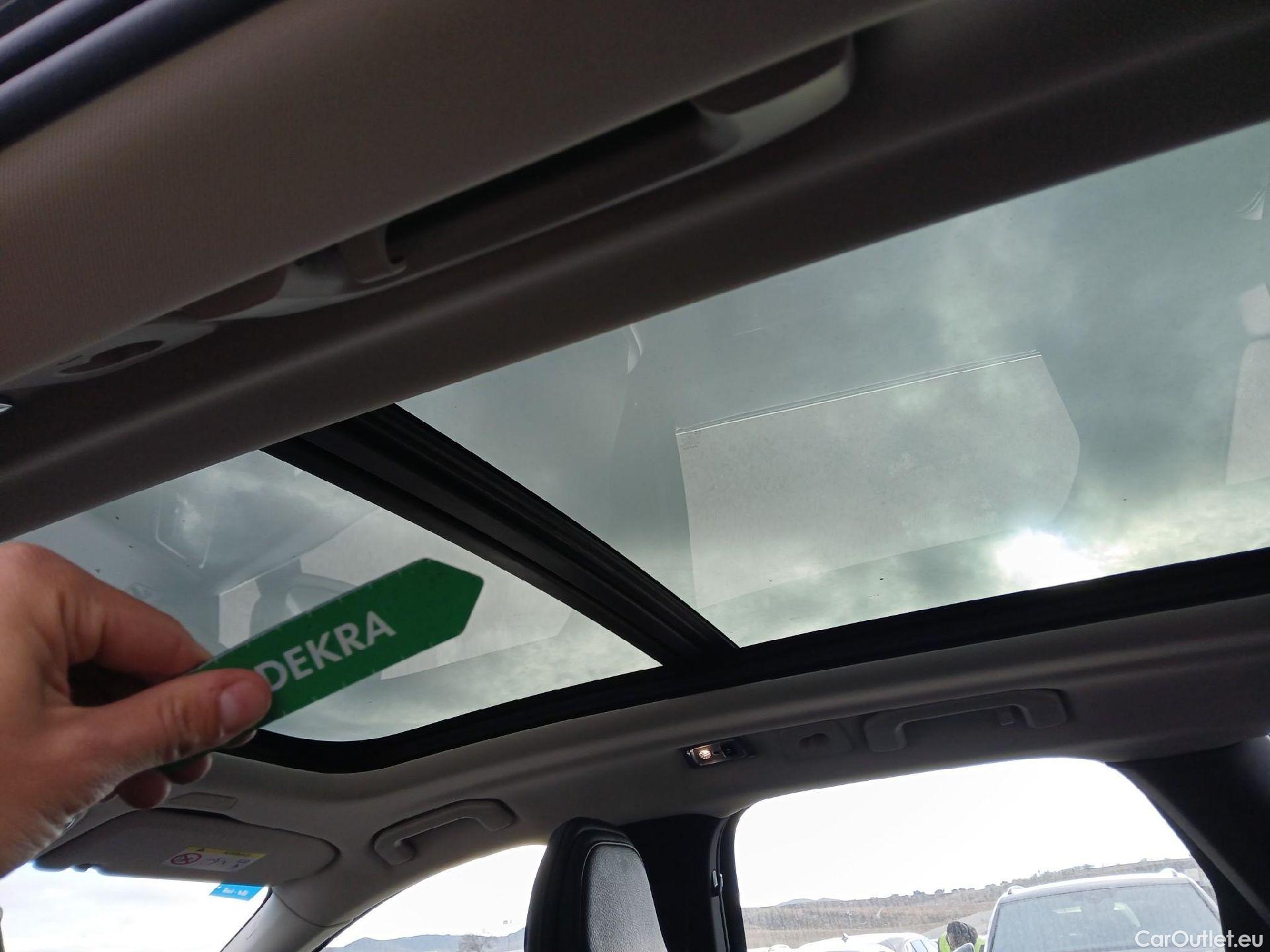  Volvo  XC60 VOLVO  / 2017 / 5P / todoterreno 2.0 B4 D4 AWD Inscription Auto #27