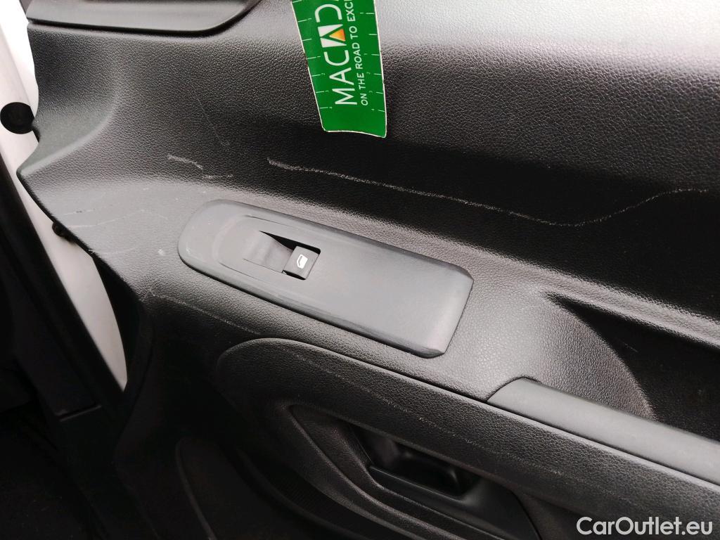  Citroen  Berlingo CITROEN  / 2018 / 5P / furgón derivado de turismo Doble Cab. Talla XL BlueHDi 100 CONTROL #5