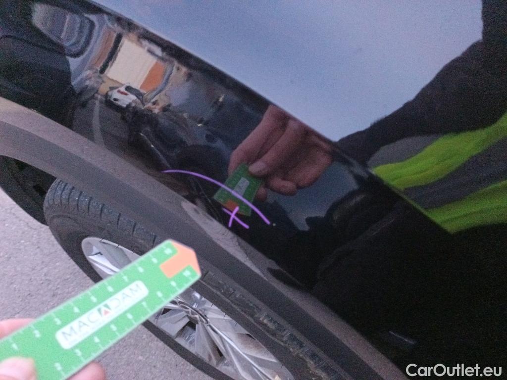  Volkswagen  T-ROC VOLKSWAGEN  / 2017 / 5P / todoterreno Advance 1.0 TSI 81kW (110CV) #6