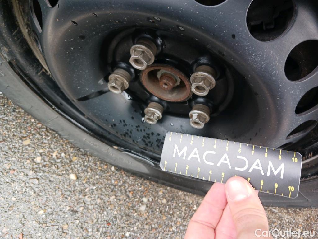  Land Rover  Discovery VOLKSWAGEN Transporter / 2020 / 4P / furgón Furgón Corto TN 2.0 TDI 110kW 4MO #43