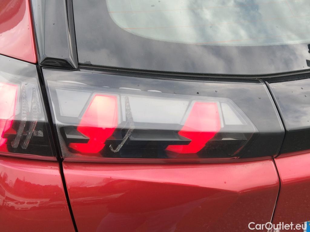  Peugeot  2008 PEUGEOT  / 2019 / 5P / todoterreno Active Pack BlueHDI 81kW (110CV) #5