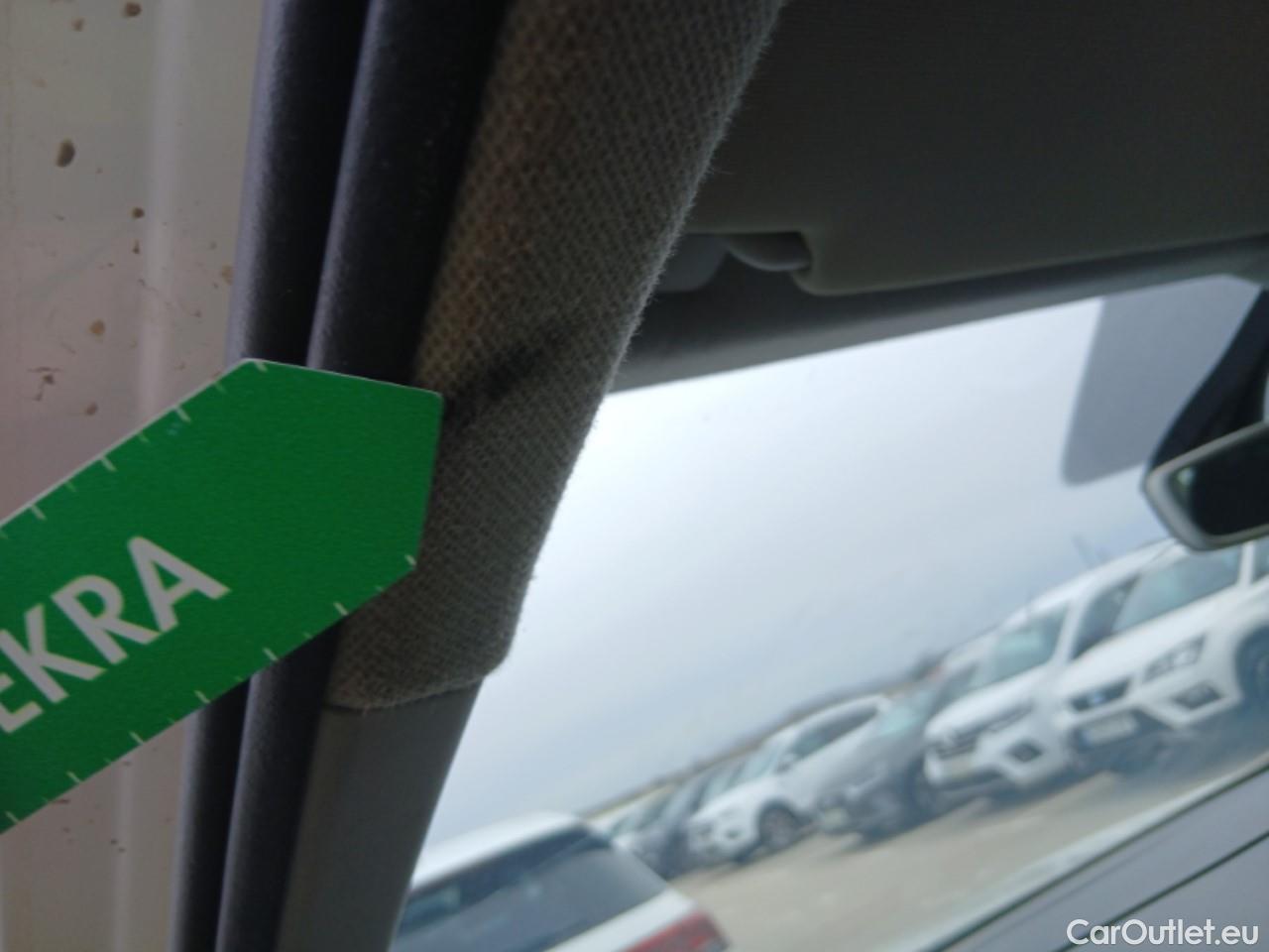  Seat  Arona SEAT  / 2017 / 5P / todoterreno 1.0 TSI 85kW (115Cv) Style Edition Eco (CX) #3