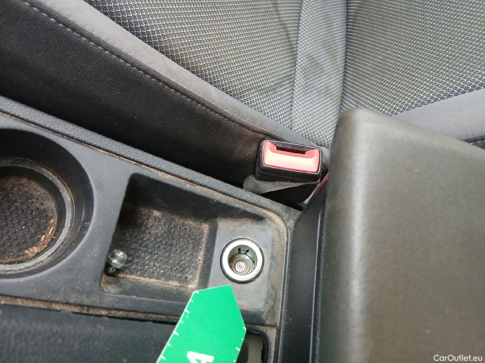  Seat  Arona SEAT  / 2017 / 5P / todoterreno 1.0 TSI 85kW (115Cv) Style Edition Eco (CX) #8