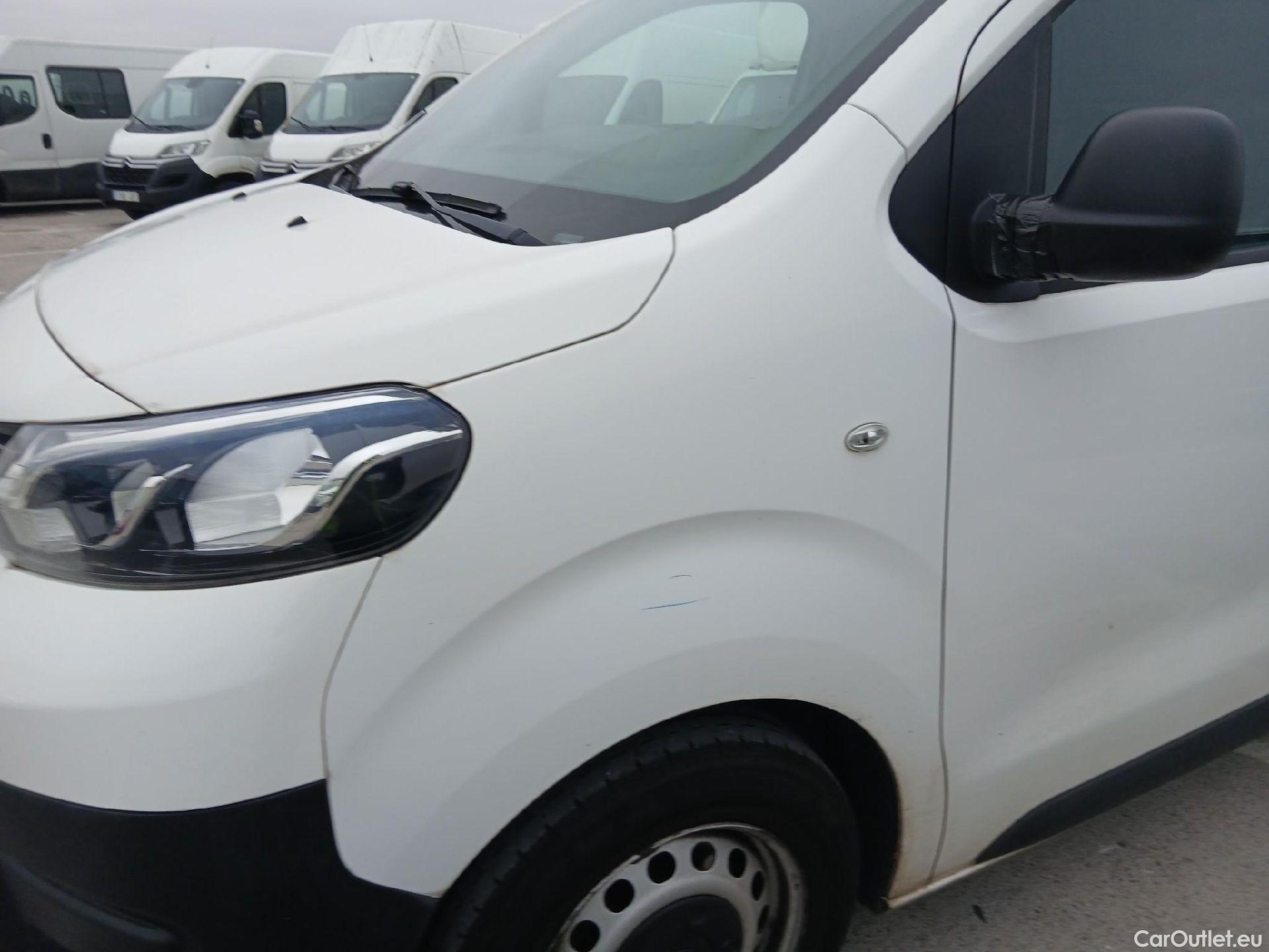  Toyota  Proace TOYOTA  / 2020 / 4P / furgón 1.5D 100CV GX 1PL 2PT L1 #8