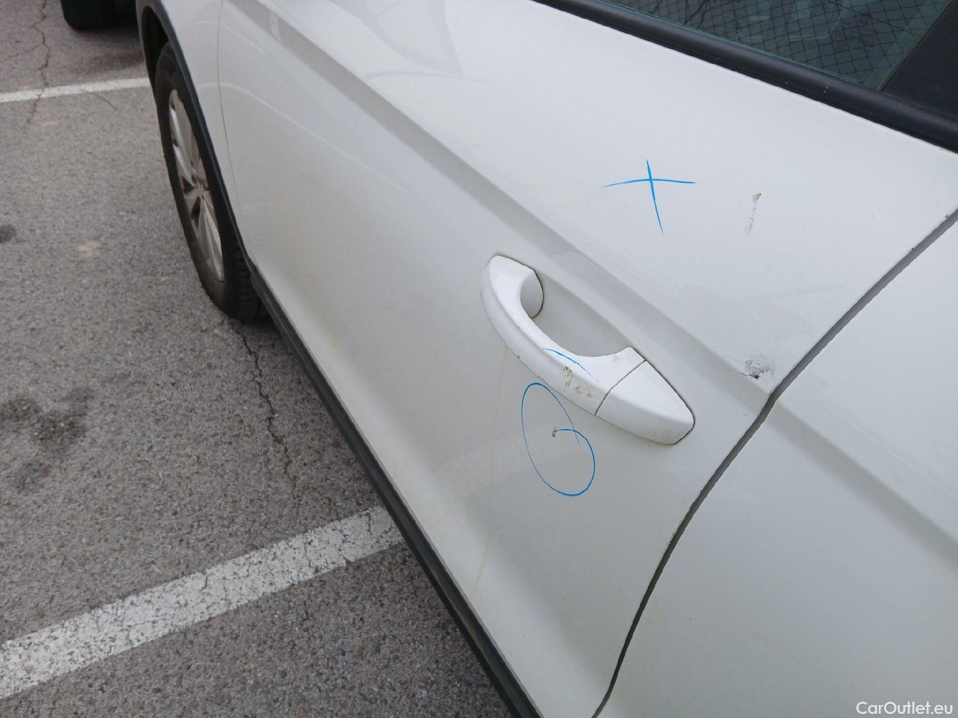  Seat  Arona SEAT  / 2017 / 5P / todoterreno 1.0 TSI 85kW (115Cv) Style Edition Eco (CX) #26