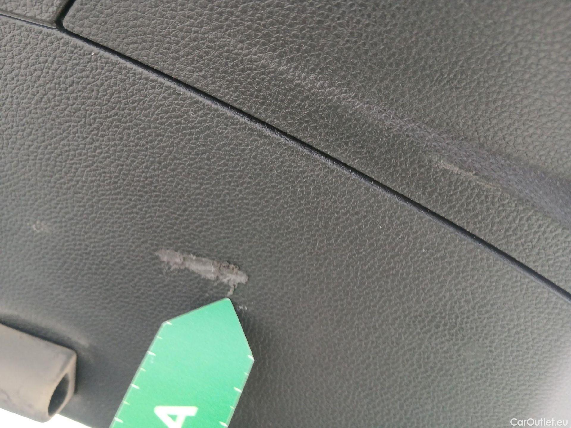  Seat  Arona SEAT  / 2017 / 5P / todoterreno 1.0 TSI 85kW (115Cv) Style Edition Eco (CX) #12