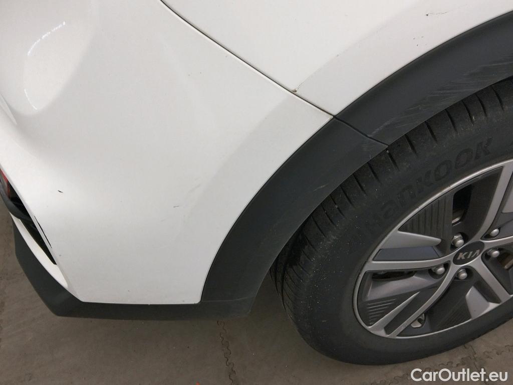  KIA  Niro KIA  / 2019 / 5P / crossover 1.6 GDi HEV 104kW (141CV) Drive #35