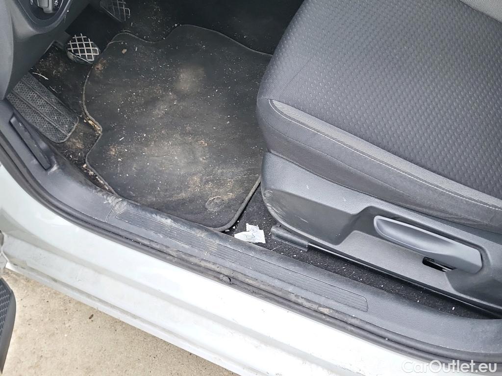  Volkswagen  Polo VOLKSWAGEN  / 2021 / 5P / berlina con portón Life 1.0 TSI 70kW (95CV) #14