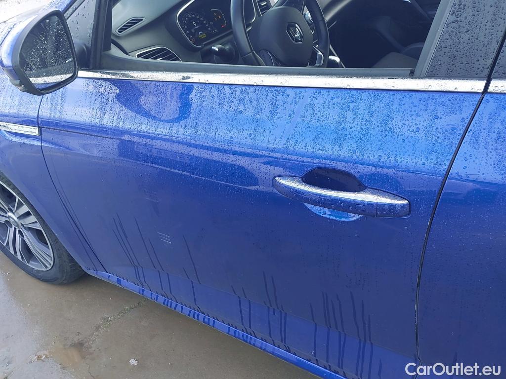  Renault  Megane RENAULT Mégane / 2020 / 5P / berlina con portón Zen Blue dCi 85 kW (115CV) EDC #7