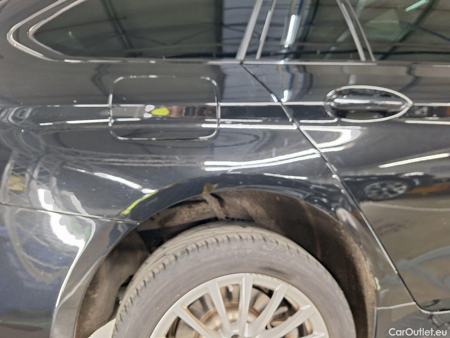  Bmw  Serie 5 BMW, 5-serie touring '17, BMW 5 Reeks Touring 520d XDrive Aut. (140 kW) 5d #19