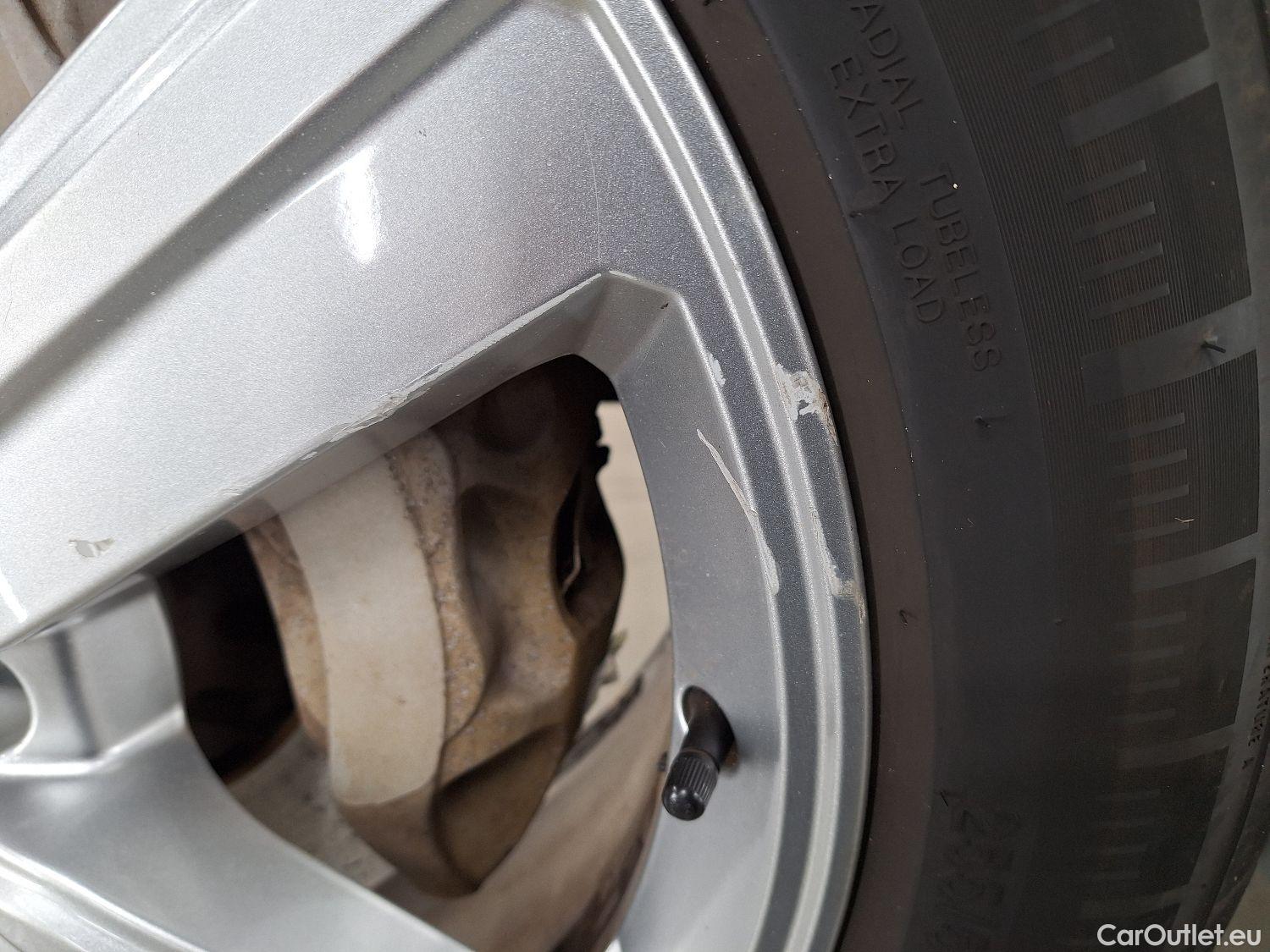  Audi  E-TRON Audi,  SB '19 BEV, Audi  Sportback 50 Quattro S-Line 5d #17