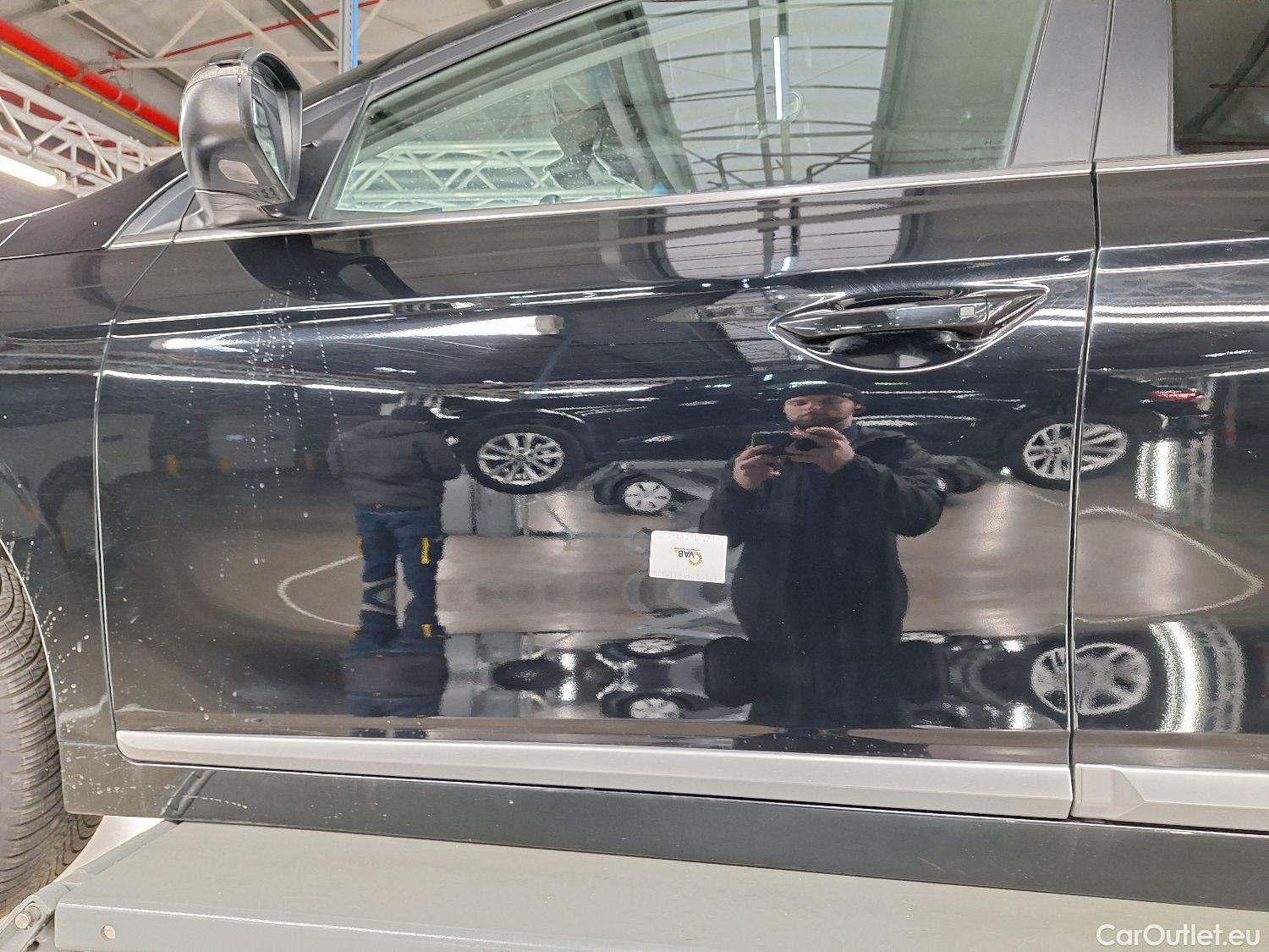  Hyundai   Ioniq Hyundai, FL'19, Hyundai 1.6 GDi ISG DCT Hybride Feel 5d #36