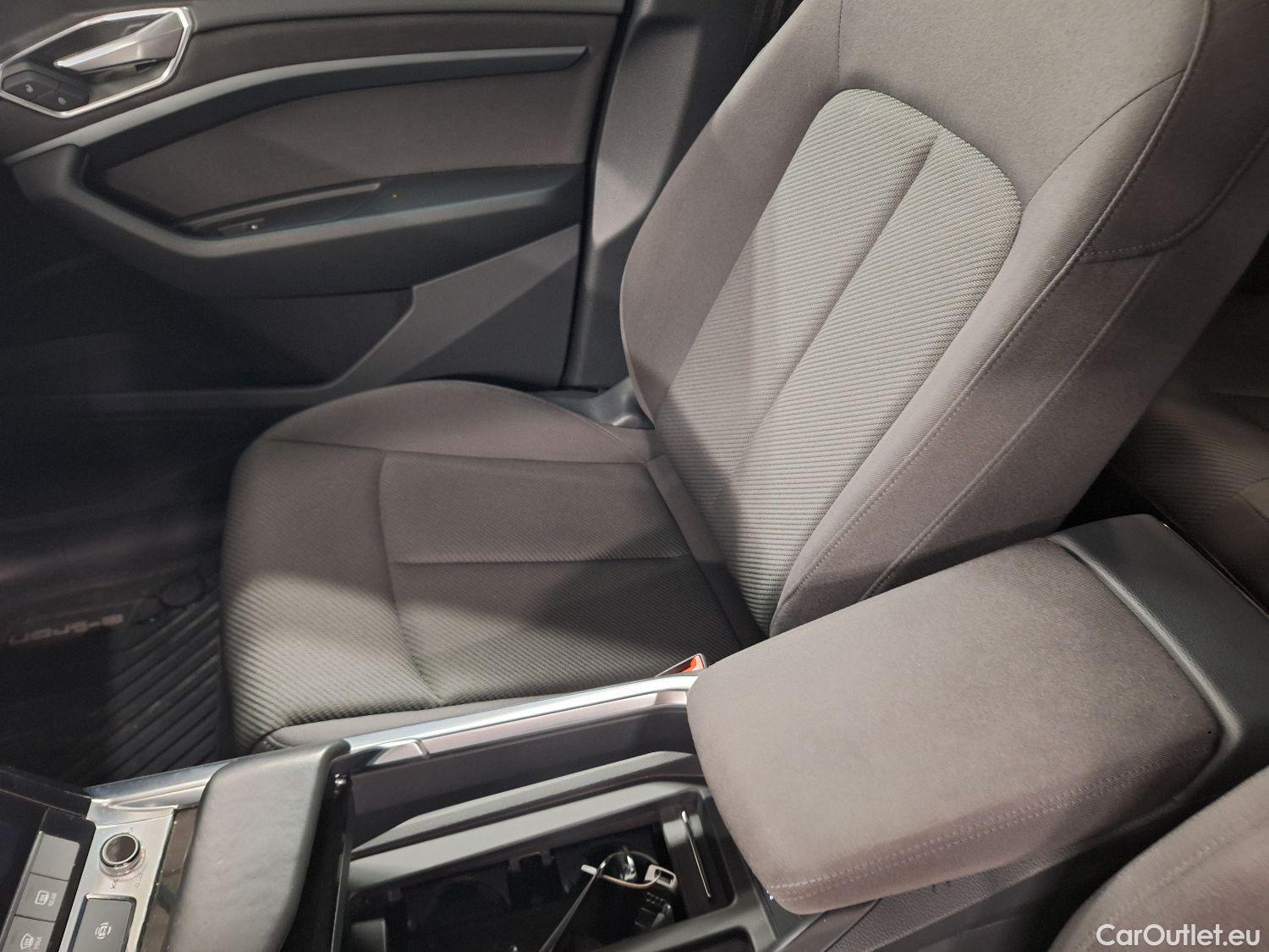  Audi  E-TRON Audi,  SB '19 BEV, Audi  Sportback 50 Quattro S-Line 5d #34