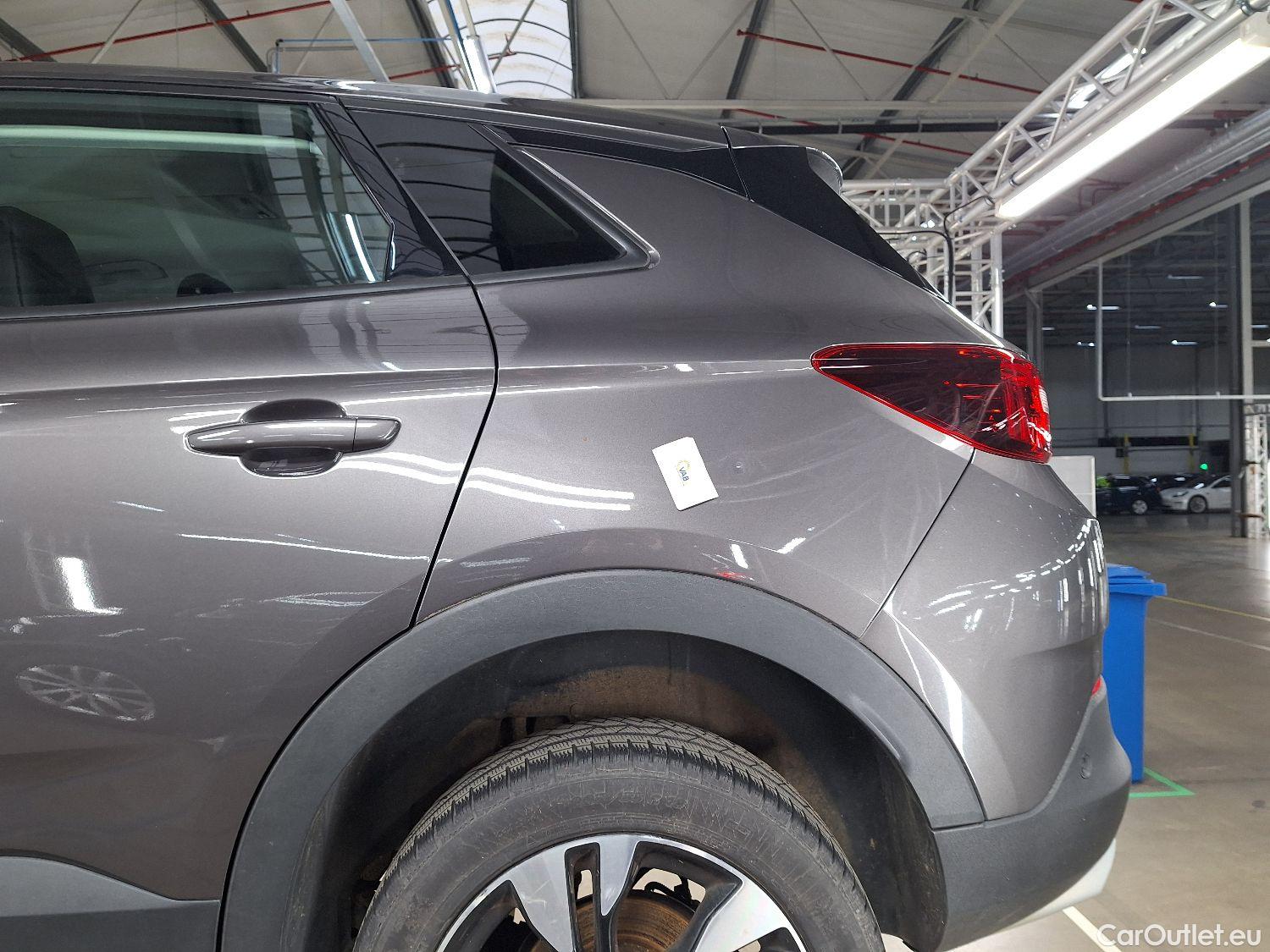  Opel   Grandland X Opel, '17, Opel 1.5 Turbo D D S/S AT8 Elegance 5d #24