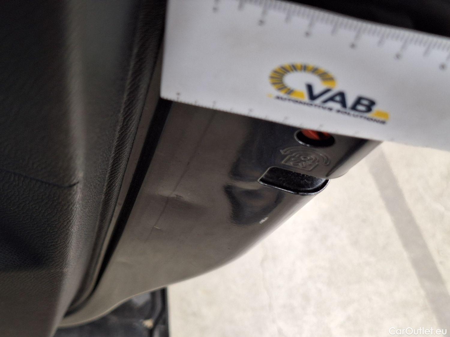  Peugeot  5008 Peugeot,  FL'20, Peugeot  1.5 BlueHDi 96kW S&S EAT8 Allure Pack #21