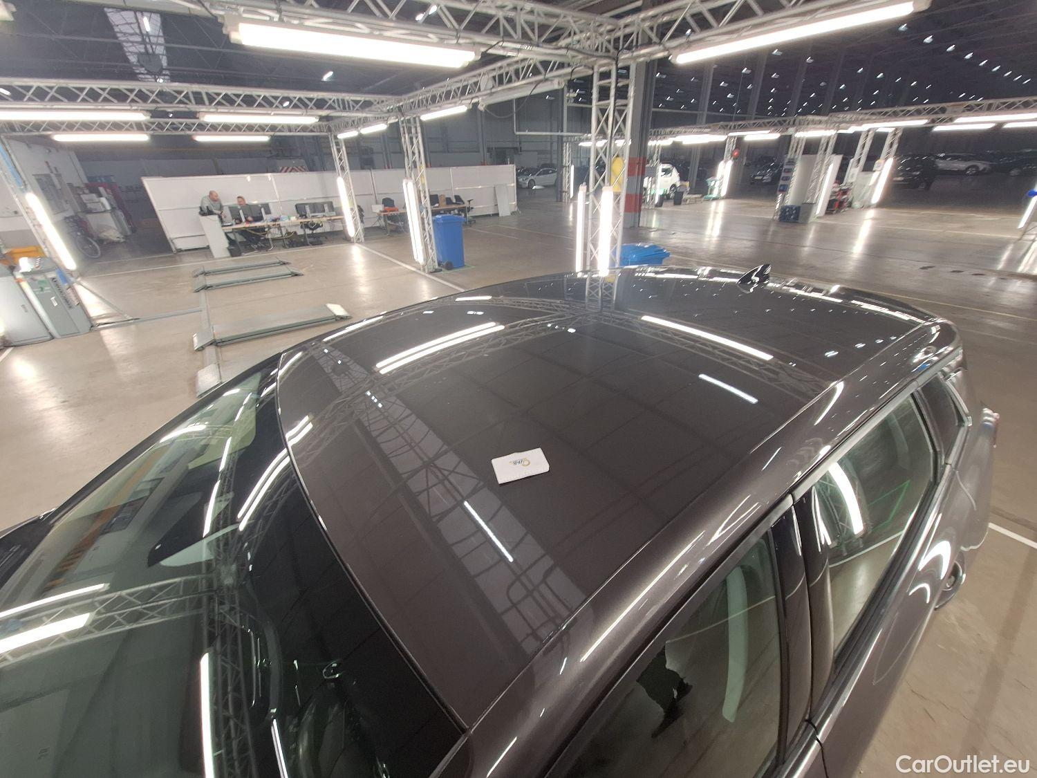  Opel   Grandland X Opel, '17, Opel 1.5 Turbo D D S/S AT8 Elegance 5d #28