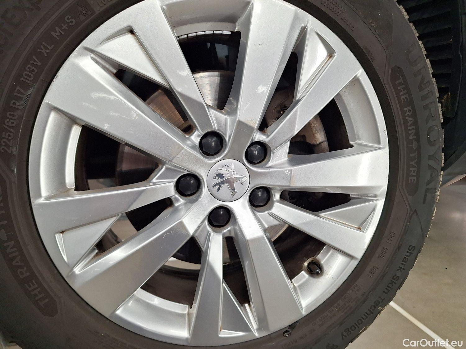  Peugeot  3008 Peugeot,  FL'20, Peugeot  1.5 BlueHDi 96kW S&S EAT8 Style 5d #1