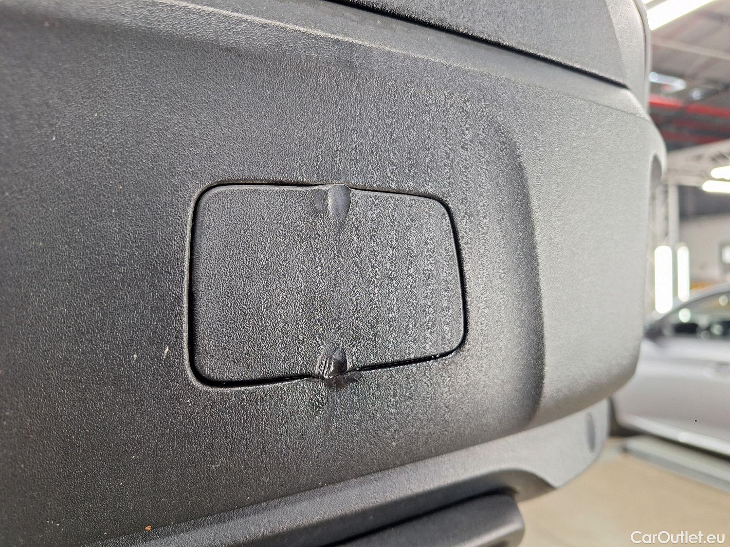  Peugeot  3008 Peugeot,  FL'20, Peugeot  1.5 BlueHDi 96kW S&S EAT8 Style 5d #40