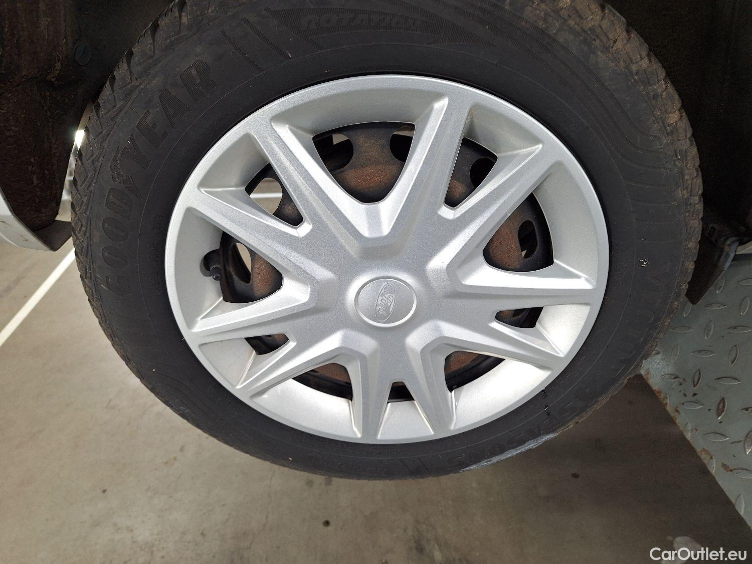  Ford  Fiesta Ford,  '17, Ford  1.1i 52kW Business Class 5d #4