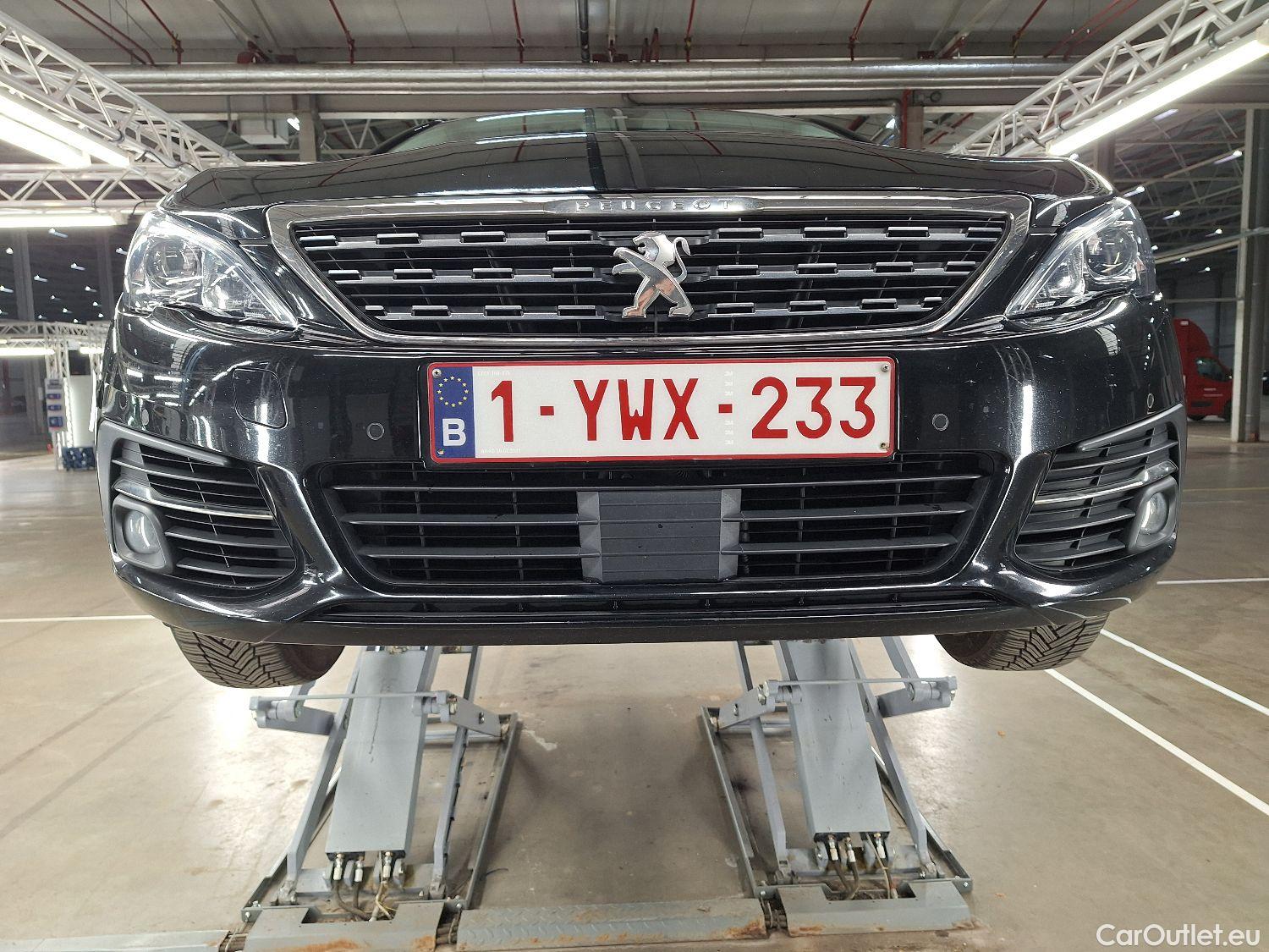  Peugeot  308 Peugeot,  FL'17, Peugeot  1.5 BlueHDi 130 S&S EAT8 Allure Pack 5 #3