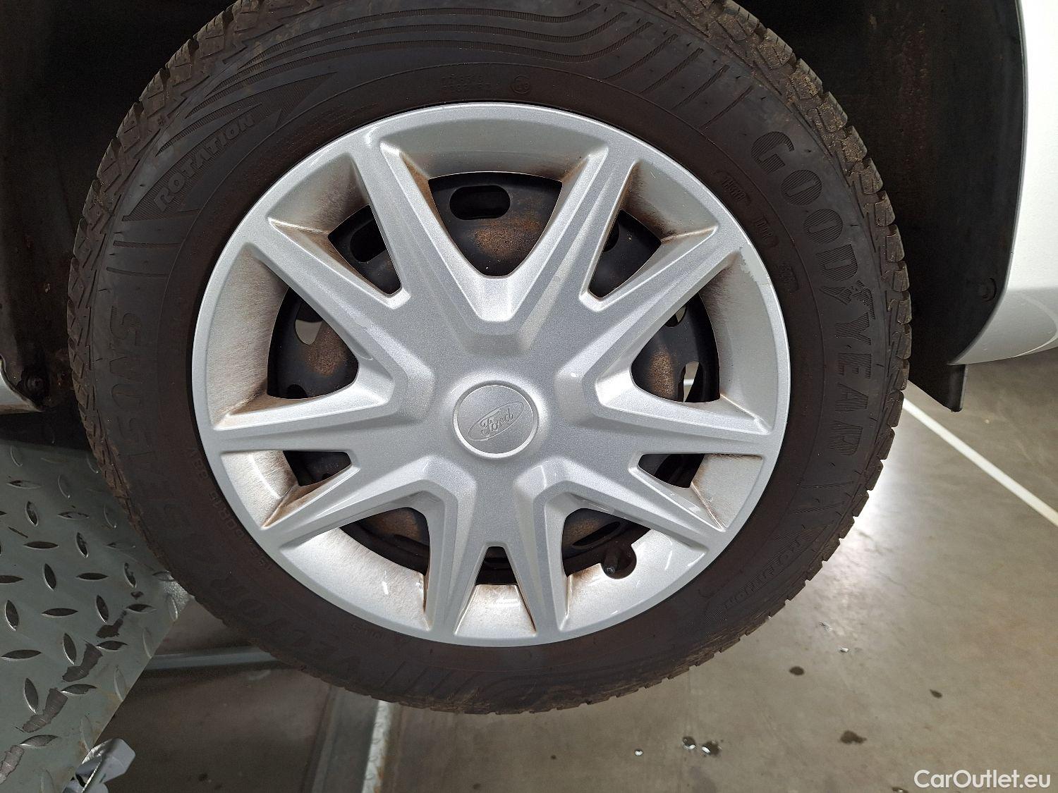  Ford  Fiesta Ford,  '17, Ford  1.1i 52kW Business Class 5d #1