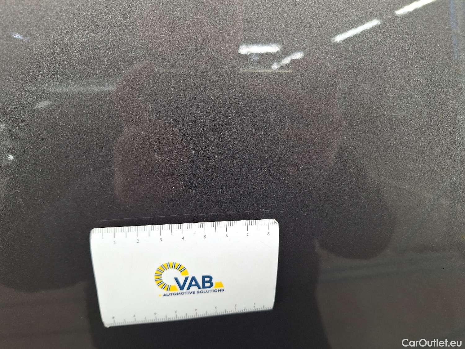  Citroen  DS3 DS,  CB '19, DS 3 Crossback PureTech 130 Automatic So Chic 5d #9