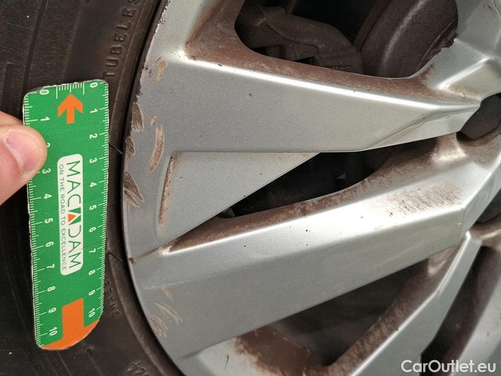  Peugeot  3008  Active Business 1.5 HDi 130CV BVA8 E6dT #21