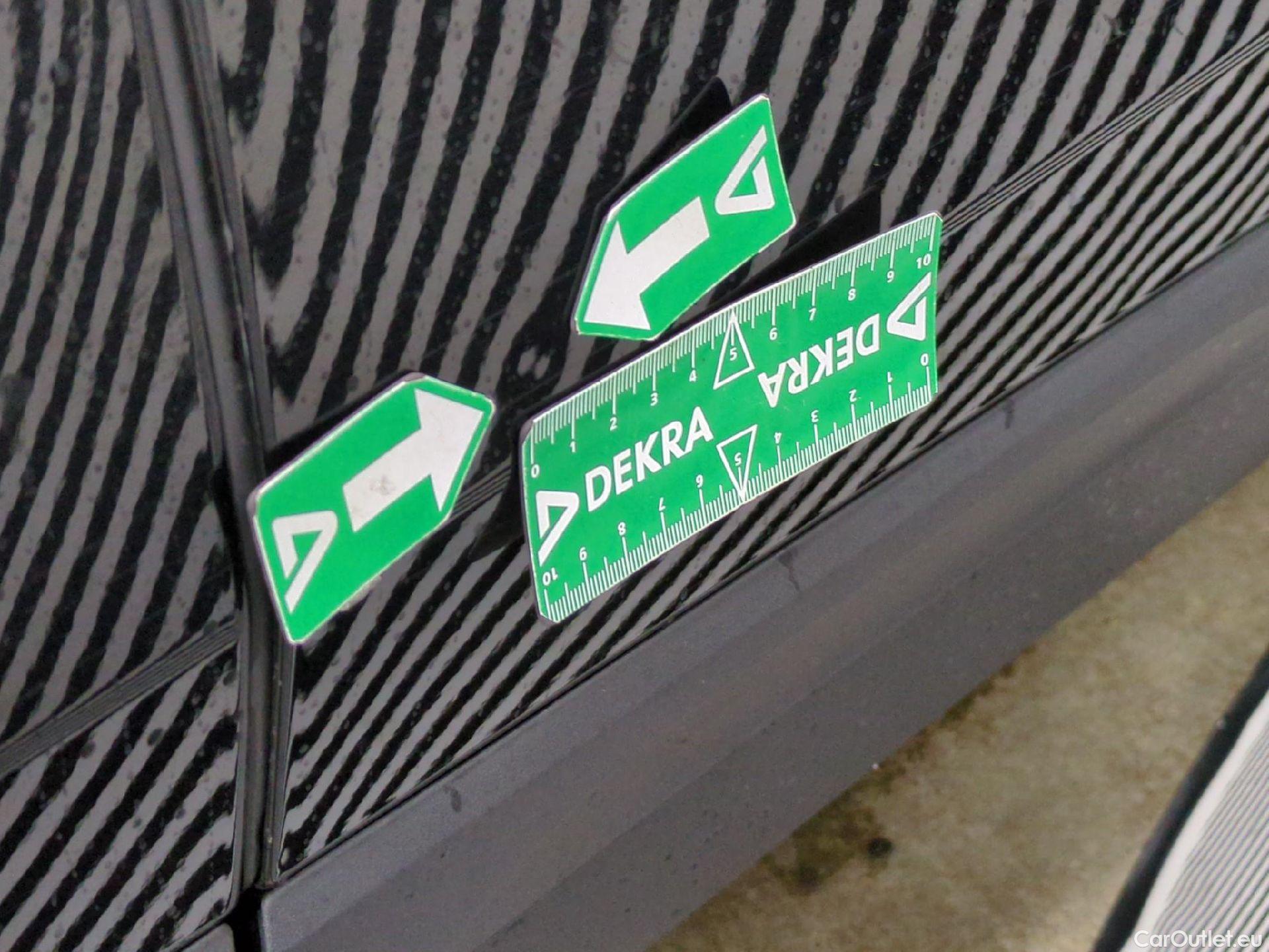  Bmw  X2 Série  sDrive 18i Lounge 1.5 135CV BVM6 E6d #16