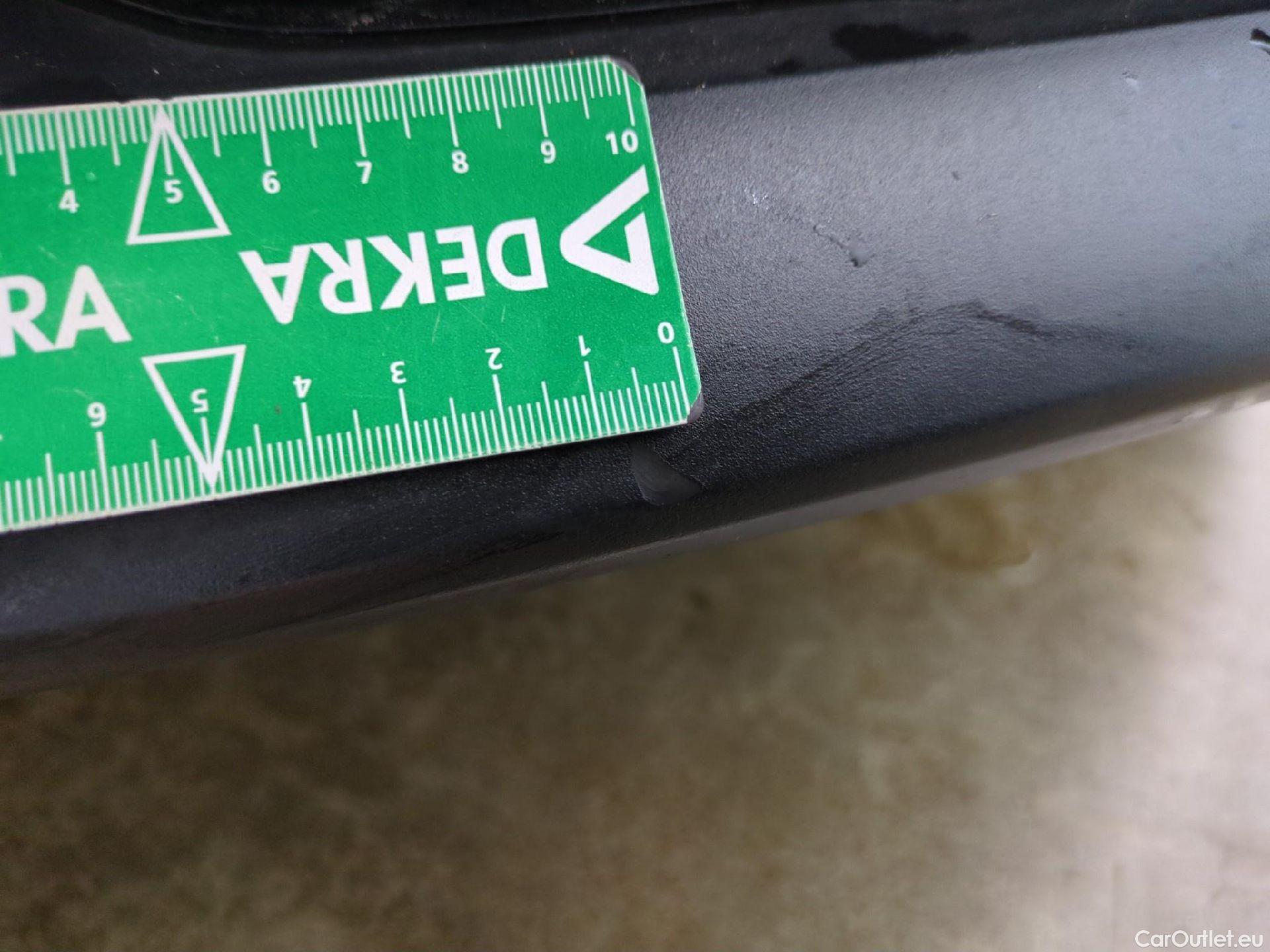  Bmw  X2 Série  sDrive 18i Lounge 1.5 135CV BVM6 E6d #23