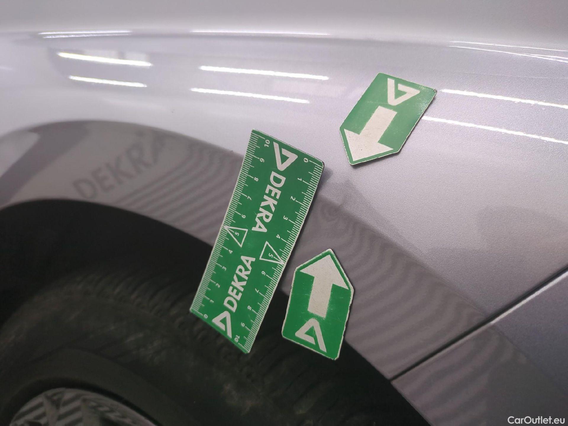  Peugeot  308 PEUGEOT  SW / 2021 / 5P / Break BlueHDi 130 EAT8 ACTIVE PACK #43